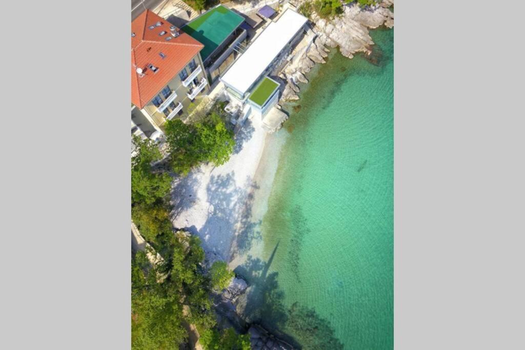 Breathtaking Sea View App For 2+1, Bbq ...... Apartman Abbázia Kültér fotó