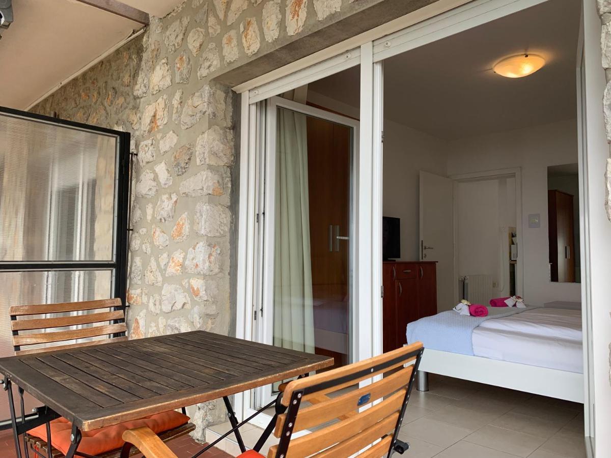 Breathtaking Sea View App For 2+1, Bbq ...... Apartman Abbázia Kültér fotó